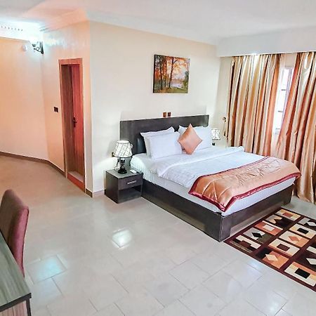Beni Gold Hotel, Ikoyi Lagos Buitenkant foto
